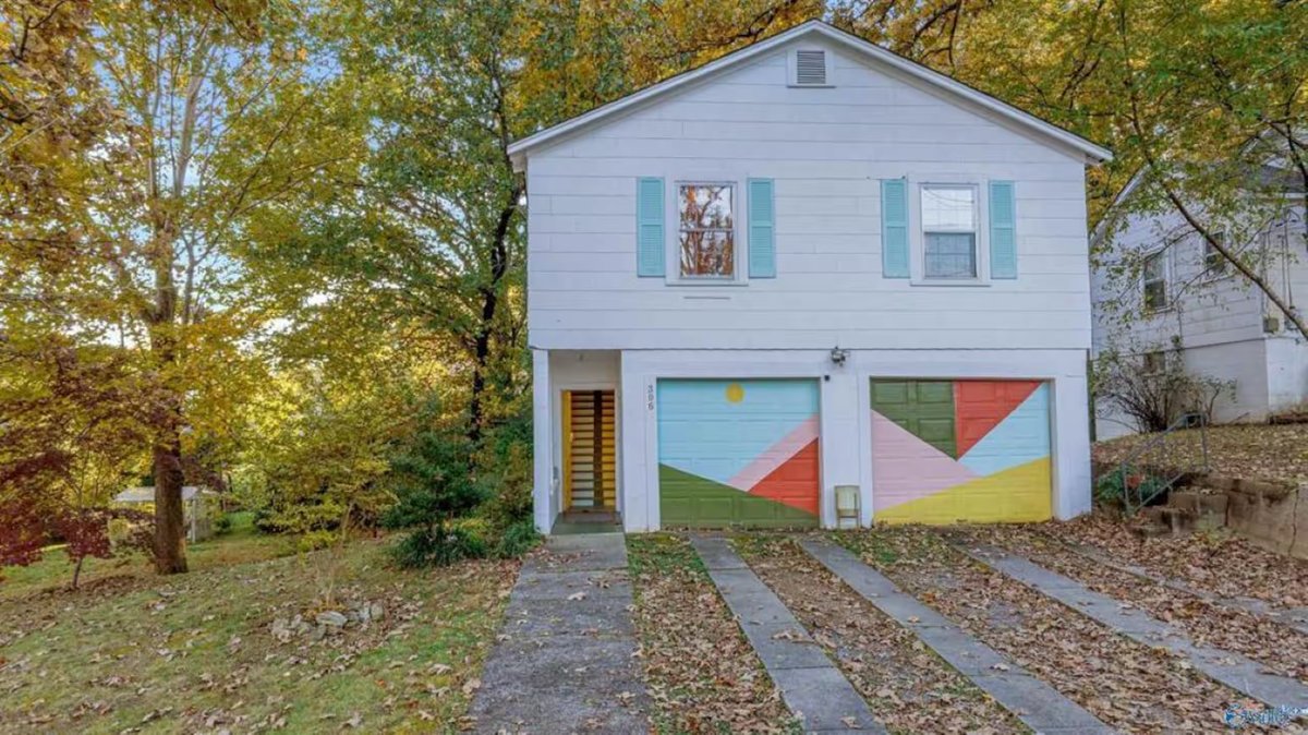 The Groovy Getaway Loft | Mid Century Modern Vacation Rental in Fort Payne, Alabama | Cottages of Mentone | Near Lookout Mountain and Little River Canyon